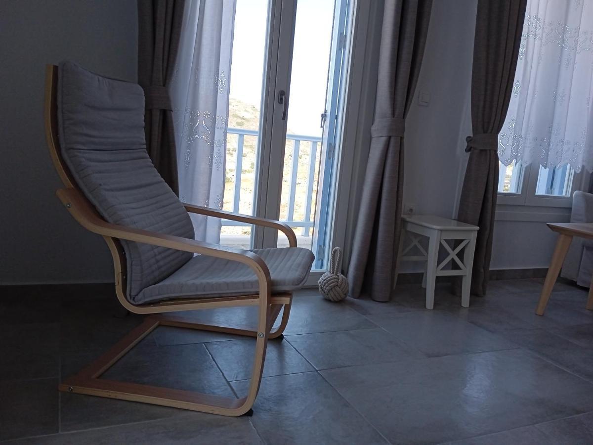 Stilvi Milos Plaka  エクステリア 写真